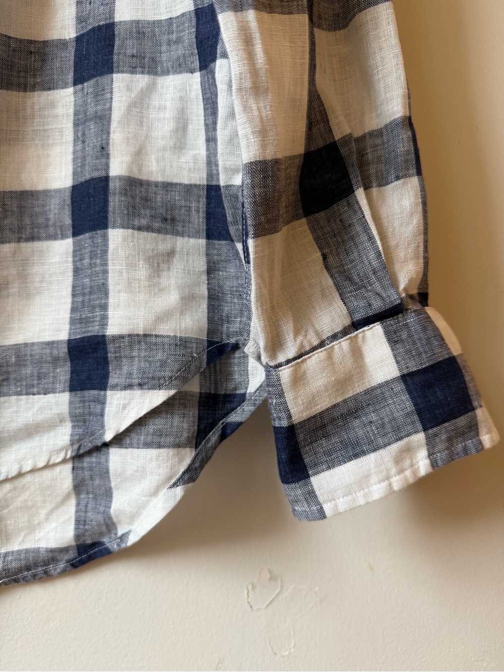 Frank & Eileen 100% Linen navy white plaid button up shirt - Picture 3 of 8